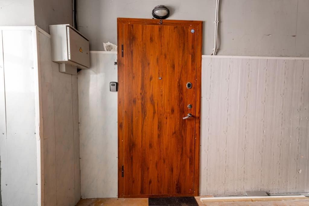 Modern Flat In Old Town Kaunas - Free Parking & Self Check-In Ngoại thất bức ảnh